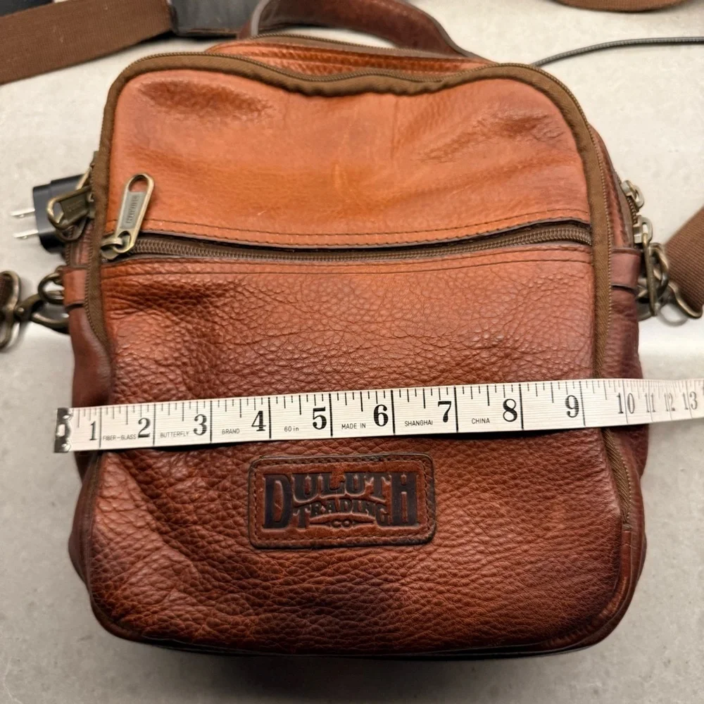 Duluth Trading Co. Lifetime Brown Leather Crossbody or Shoulder Travel Bag